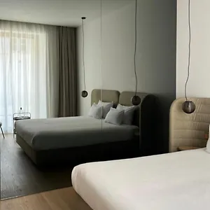 De Tourrel, Remy De Provence, A Member Of Design 3*, Saint-Remy-de-Provence France