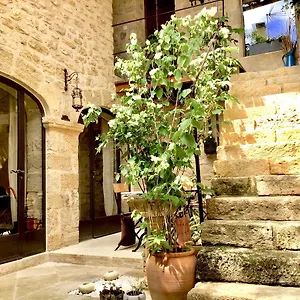 Frühstückspension Un Patio En Luberon Ansouis