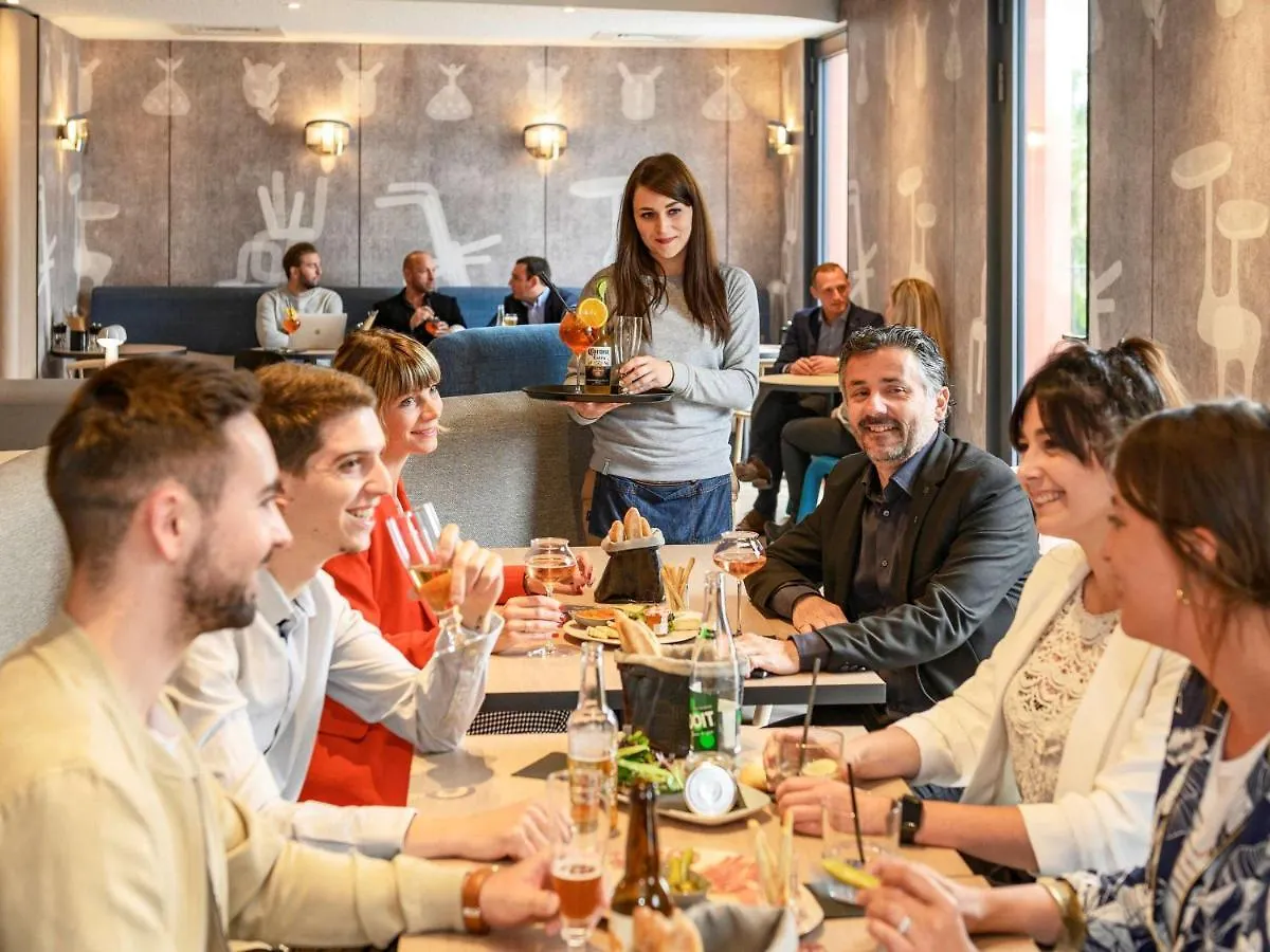 **** Hotel Novotel Saint-Etienne Centre Gare Chateaucreux France